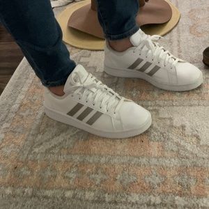 Adidas Women Grand Court Sneakers